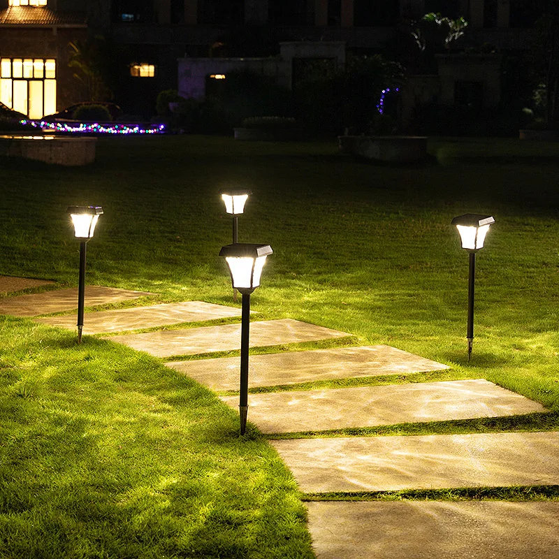 Application example for decorative lighting wire labels
