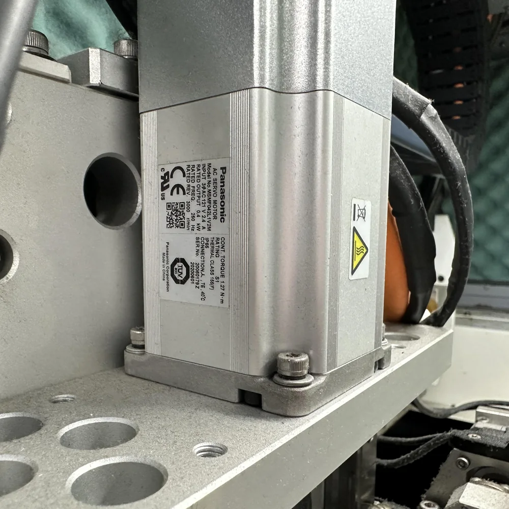 Application example for clear polyester labels